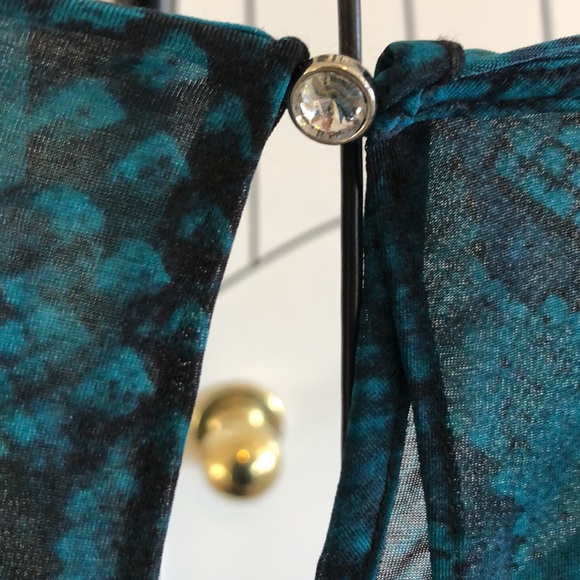 Jennifer Lopez Animal Print Top. Size OX - Picture 3 of 4